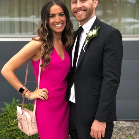 Pink v neck dress - Picture 2 of 2